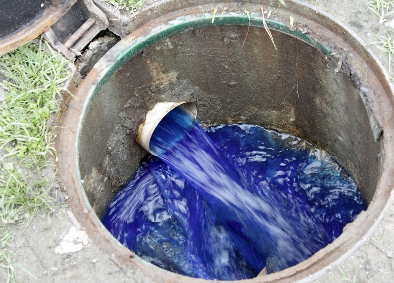 Programa Se Liga na Rede realiza fiscalização no Centro e Praia dos Amores