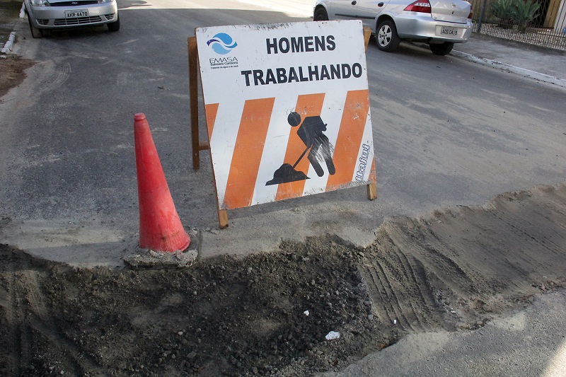 EMASA adverte sobre cuidados com a sinalização em obras