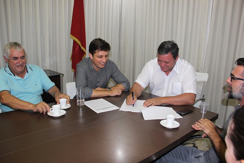 Balneário Camboriú e Camboriú firmam parceria para implantação do Parque Inundável