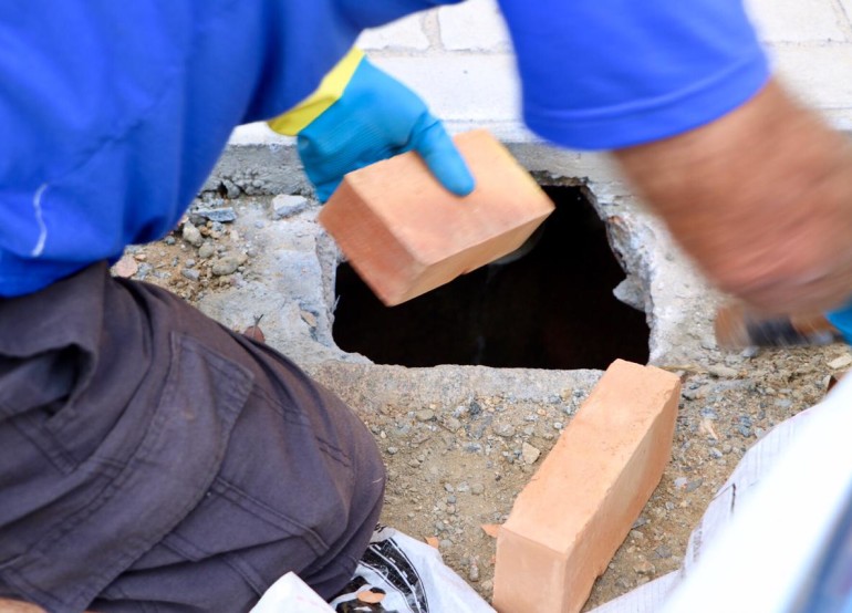 Prefeitura começou a lacrar ligações irregulares de esgoto nesta sexta-feira