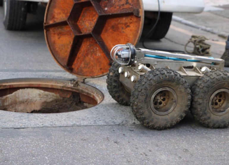 Prefeito determina fechamento dos esgotos irregulares na Região do Marambaia