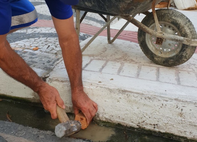 Emasa segue com lacres de ligações irregulares na região do Rio Marambaia