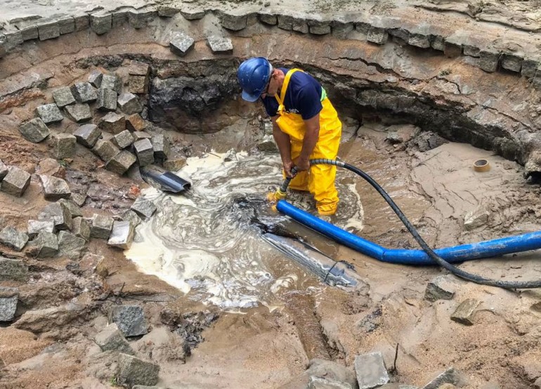 Ruas do Centro poderão ficar sem água devido rompimento em rede de água