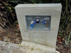 Instalação hidrômetro - Divulgação EMASA