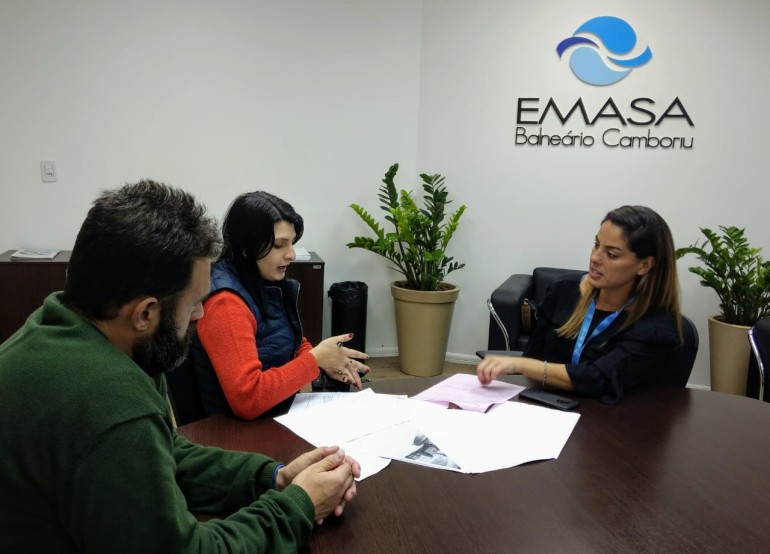 Equipe do Semasa de Itajaí conhece Programa Se Liga na Rede