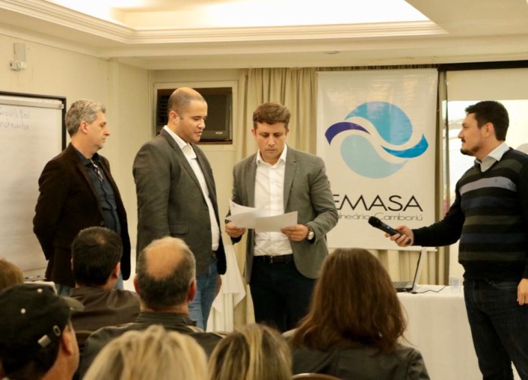 Governo Municipal fala das ações para despoluição do Rio Marambaia e confirma testes com Nanobolhas