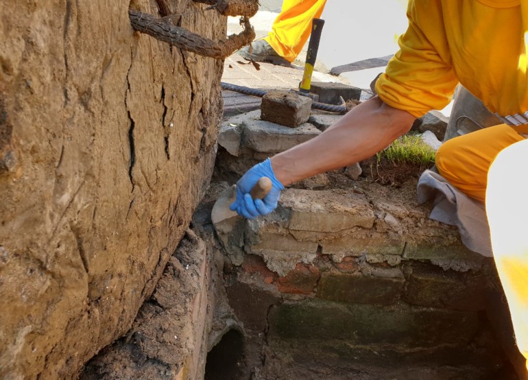Se Liga na Rede identifica imóvel com ligação irregular na Avenida Palestina