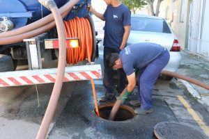 09-07-19- Limpeza preventiva Rua Nicarágua - Nações - Renata Furlanetto