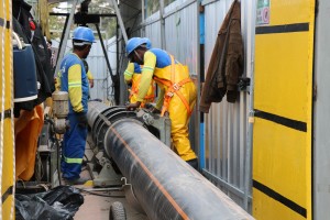 06-08-19- Obra Emissário - Av. Atlântica esq.Rua 2001
