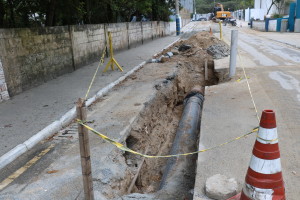 Emissário - Av. Atlântica com Rua 2001 - interligação