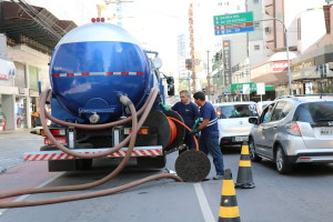 29-08-19 Limpeza preventiva Centro (8)