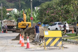 Obra interligação rede Rua Canelinha - Bairro dos Municípios