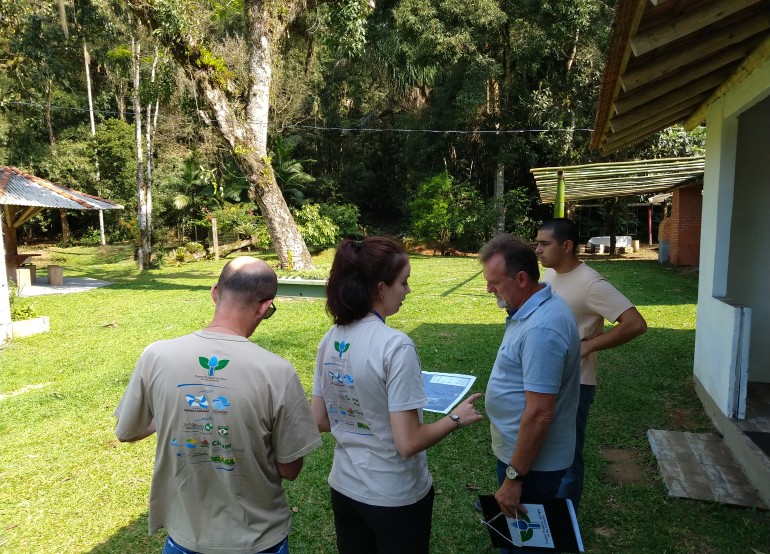 Duas propriedades na Limeira são vistoriadas pelo Produtor de Água